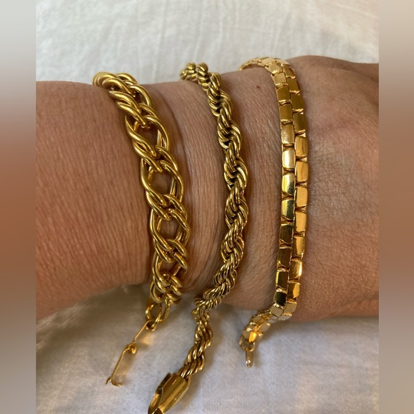 Jewelry - Bundle of 3 Gold Tone Vintage Chain Bracelet